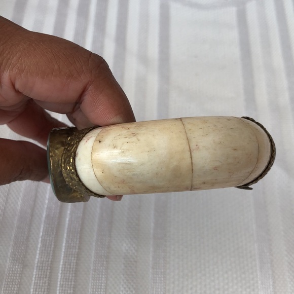 Ivory and Stone Bangle - Picture 5 of 8